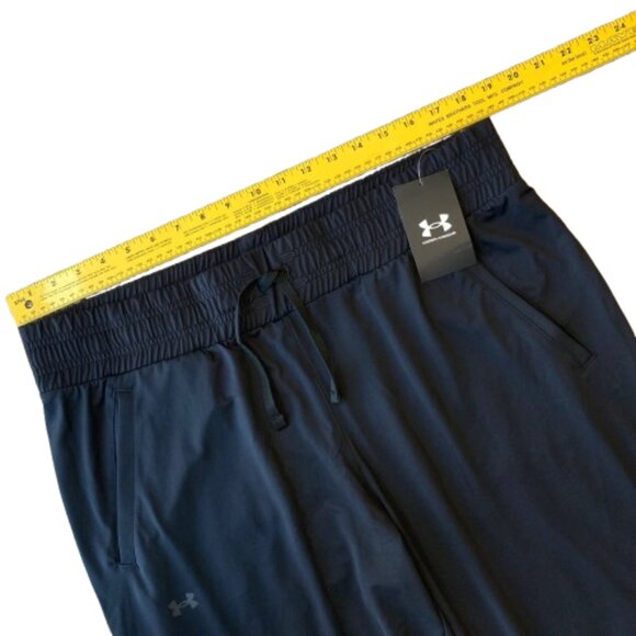Under Armour Tech Capri Pants Heatgear Loose Fit Women's XL Black/Gray NWT - Picture 5 of 7